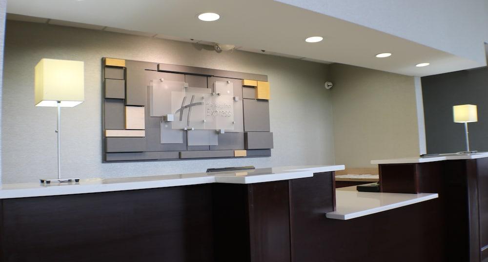 Holiday Inn Express Woodstock-Shenandoah Valley By Ihg Exteriér fotografie