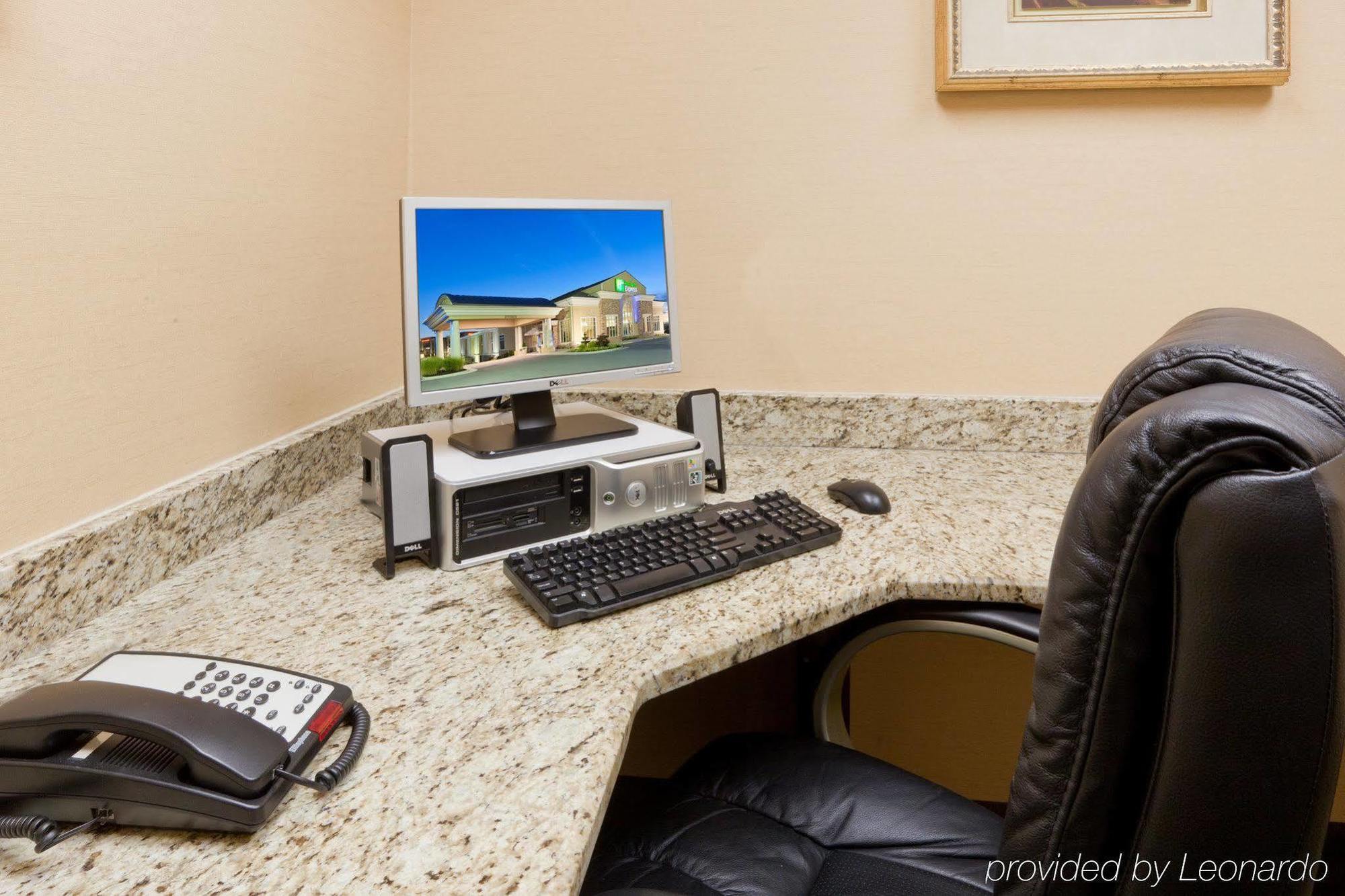 Holiday Inn Express Woodstock-Shenandoah Valley By Ihg Exteriér fotografie