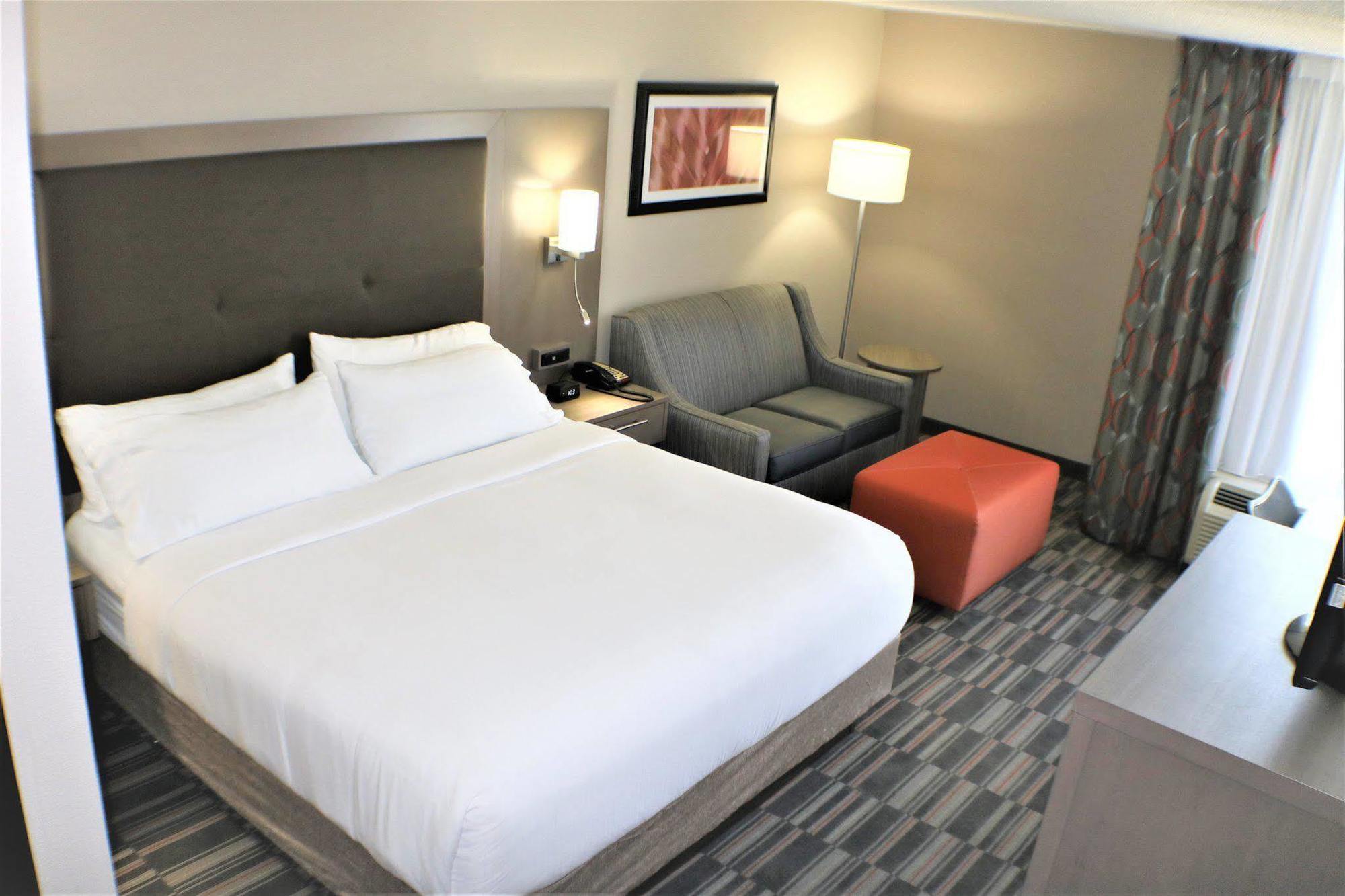 Holiday Inn Express Woodstock-Shenandoah Valley By Ihg Exteriér fotografie